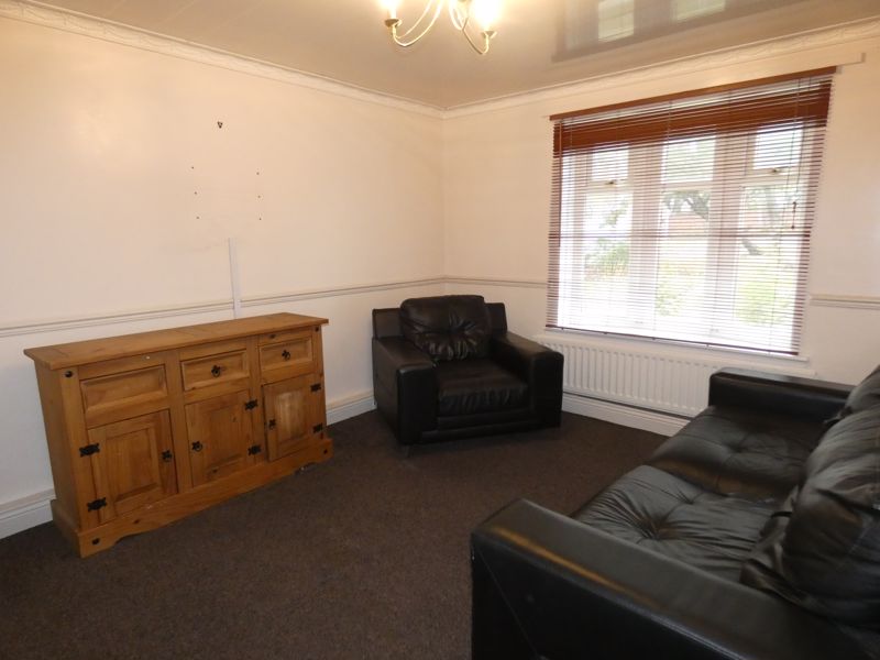 Lounge- click for photo gallery